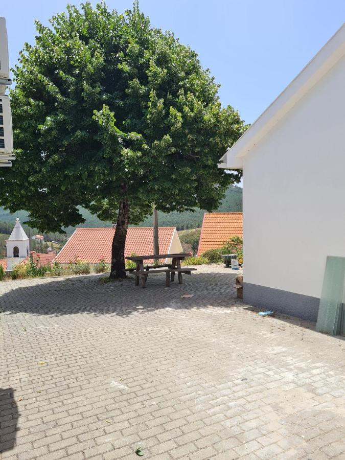 Villa Casas Da Escola - "A Escola" - Meas à Pampilhosa da Serra Extérieur photo