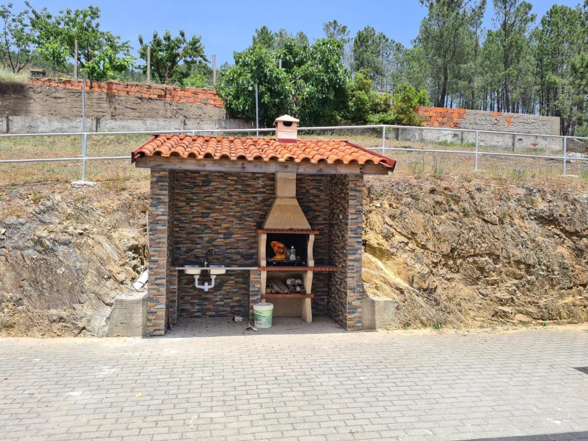 Villa Casas Da Escola - "A Escola" - Meas à Pampilhosa da Serra Extérieur photo