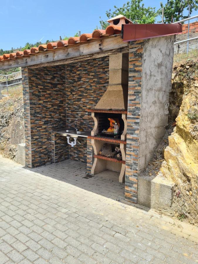 Villa Casas Da Escola - "A Escola" - Meas à Pampilhosa da Serra Extérieur photo
