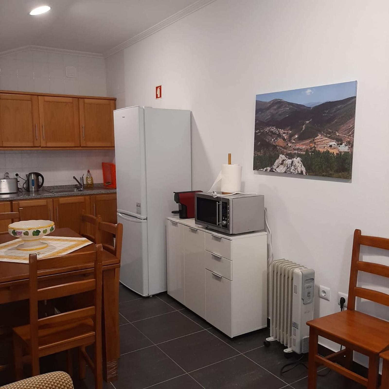 Villa Casas Da Escola - "A Escola" - Meas à Pampilhosa da Serra Extérieur photo